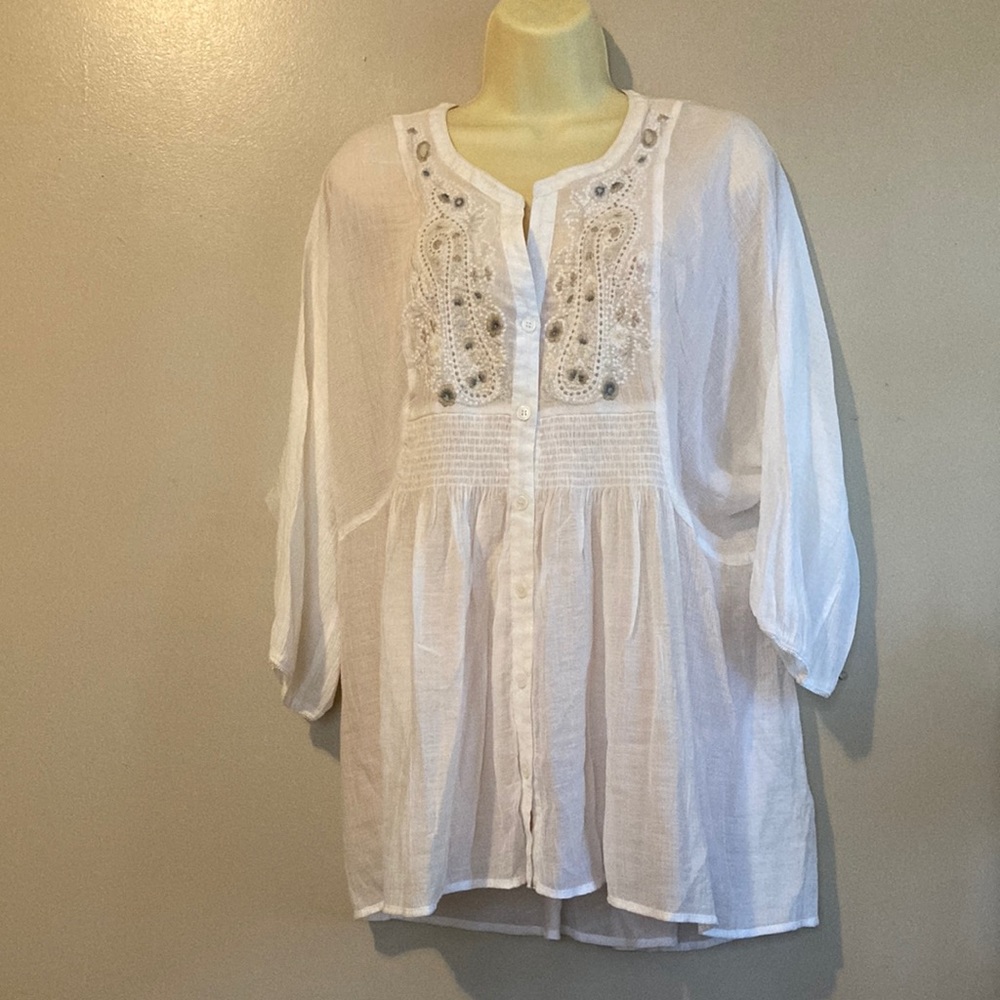 Free People Embroidered Top/Blouse.